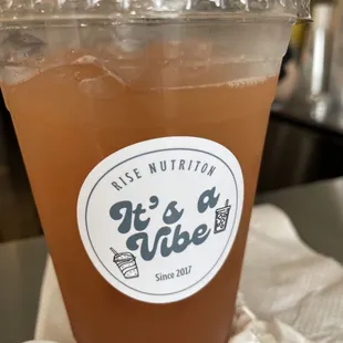 Bahama momma lit tea.