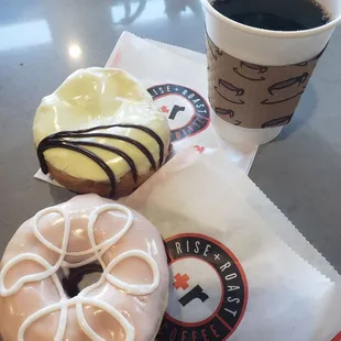 Strawberry cream and banana chocolate cream
