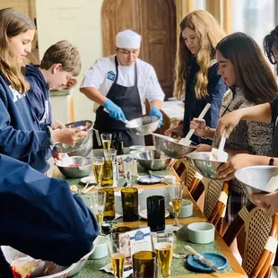 sushi and sashimi, interior