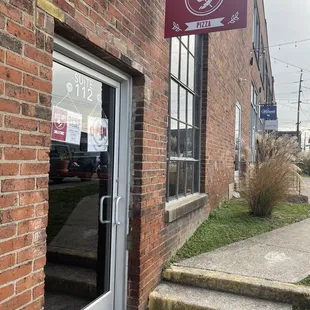 Front entrance off of Loudon Ave