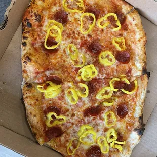 Lunch 2 topping pizza - pepperoni &amp; banana peppers