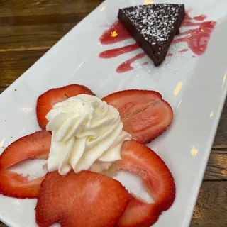 Flourless Chocolate Truffle Cake (Slice)