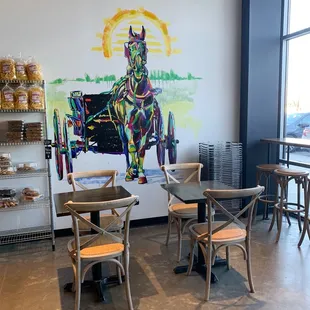 a horse painted on the wall