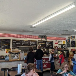  group of people eating in a restaurant