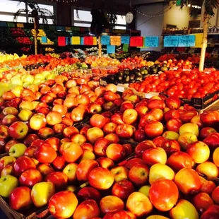 a display of apples