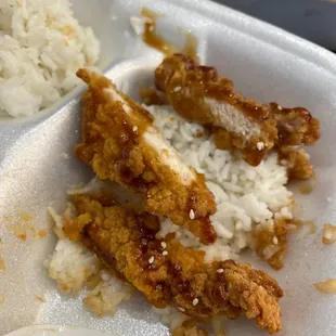 The chicken katsu is not made w panko