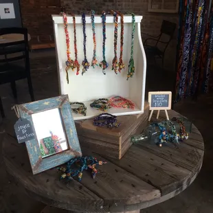 Love these braided fabric bracelets with Krobo beads!