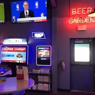 Jukebox and Golden Tee