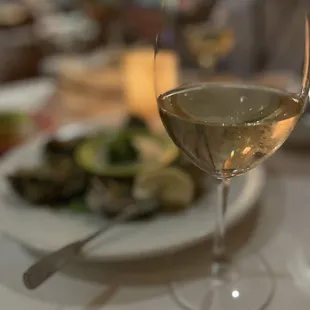 oysters and mussels, drink