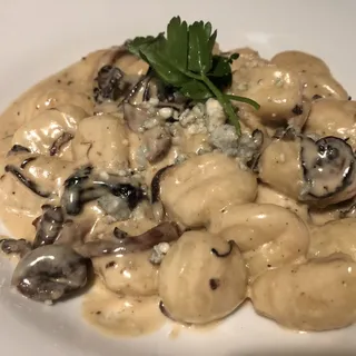 Gnocchi con Funghi