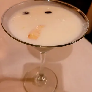 Brian the elite worked really hard to make this drink perfect for me! He succeeded!