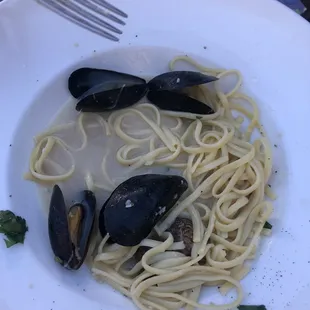 Clam and Mussel Linguini