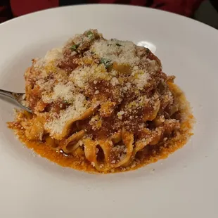 Fettucine al Sugo di Carne alla Milanese | IG: @nomwithelaine