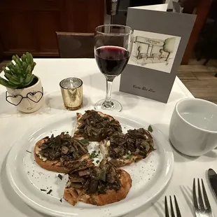 Crostini ai Funghi - Don&apos;t order this. It was flavorless and not toasty at all. I was really disappointed.
