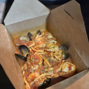 Spaghetti with seafood