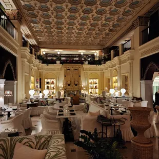 Great space ! Attending Aria members after party, after tonight's opera ! :)