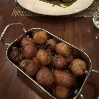 rosemary-garlic fingerling potatoes