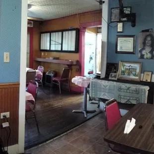 sushi and sashimi, interior