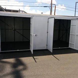 20' Containers with Double Doors