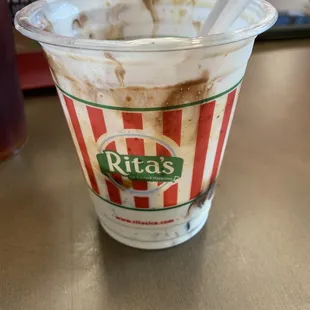 REESE'S Peanut Butter Mudslide