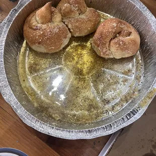 Garlic knots