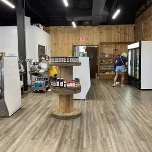 More deli in back