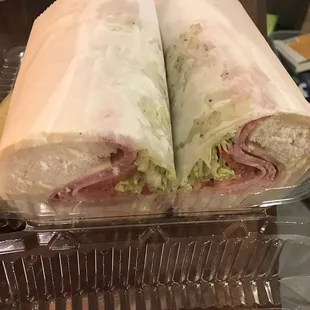 Italian hoagie with oil, light mayo.