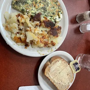 7.55 for spinach feta omelette with homefries and toast