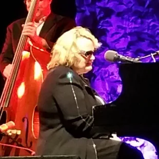 Diane Schuur in concert 1/16/2015