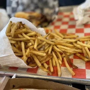 Shoestring French Fry (large enough for 3 people)
