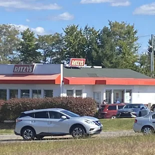 outside, ramen and noodles