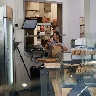 Bailey bagging online!