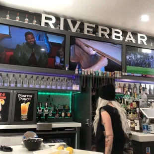 Lil bar in the mall on the river walk!