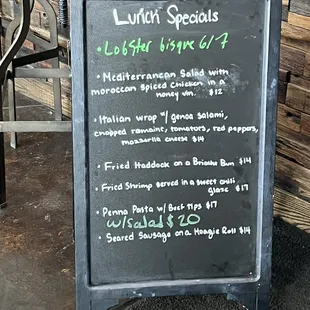 Thur&amp;Fri they change up the lunch specials :)