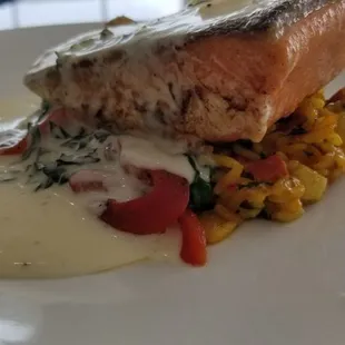 Good food.  Relaxed atmosphere.  Try the salmon.  Great flavor and a colorful plate.