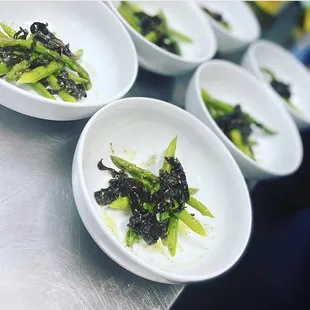 Asparagus salad