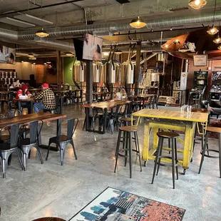 Great open space, retro pinball to boot!