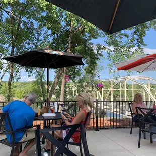 ramen and noodles, outside