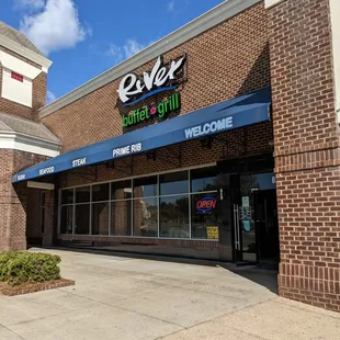 Entrance to River Buffet &amp; Grill