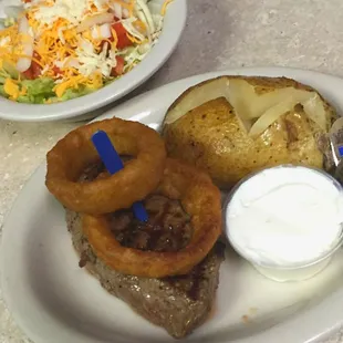 Great steak dinner every Saturday night...only $7.99!!