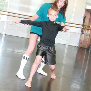 Students are trained one-on-one with our professional faculty of teachers.