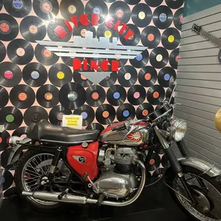 River city Diner! Pretty cool retro vibes!