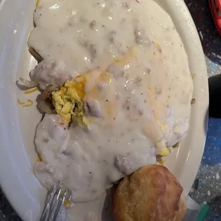 Breakfast garbage plate