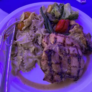 Chicken Breast in Lemon Rosemary Sauce, Seasonal Veggie Pasta