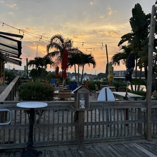 ramen and noodles, outside