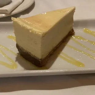 Lemon cheesecake