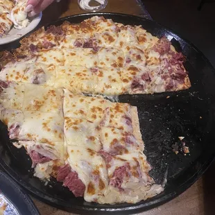 Reuben Pizza
