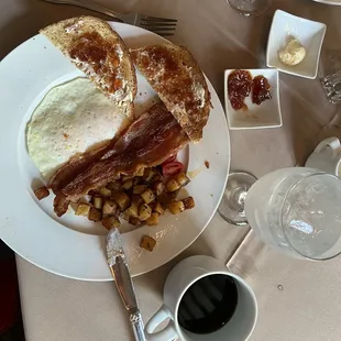 Complementary breakfast