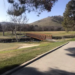 New bridges over Tule River