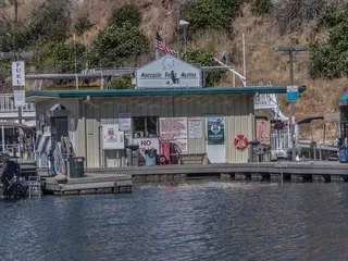 Moccasin Point Marina